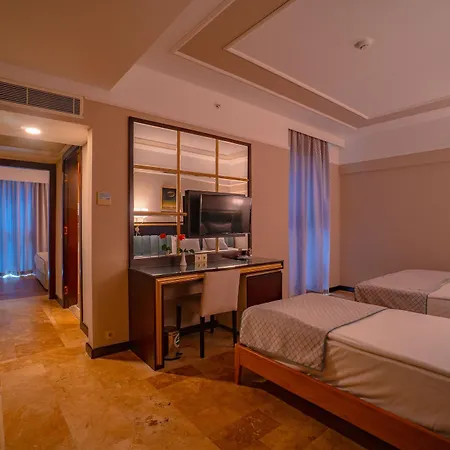 Szálloda Royal Atlantis & 5*