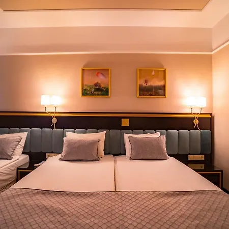 Szálloda Royal Atlantis & 5*