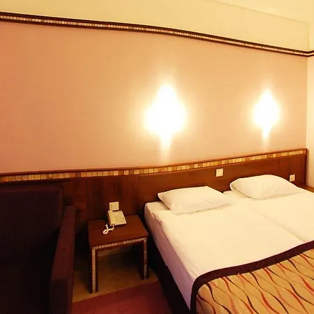Szálloda Royal Atlantis & 5*